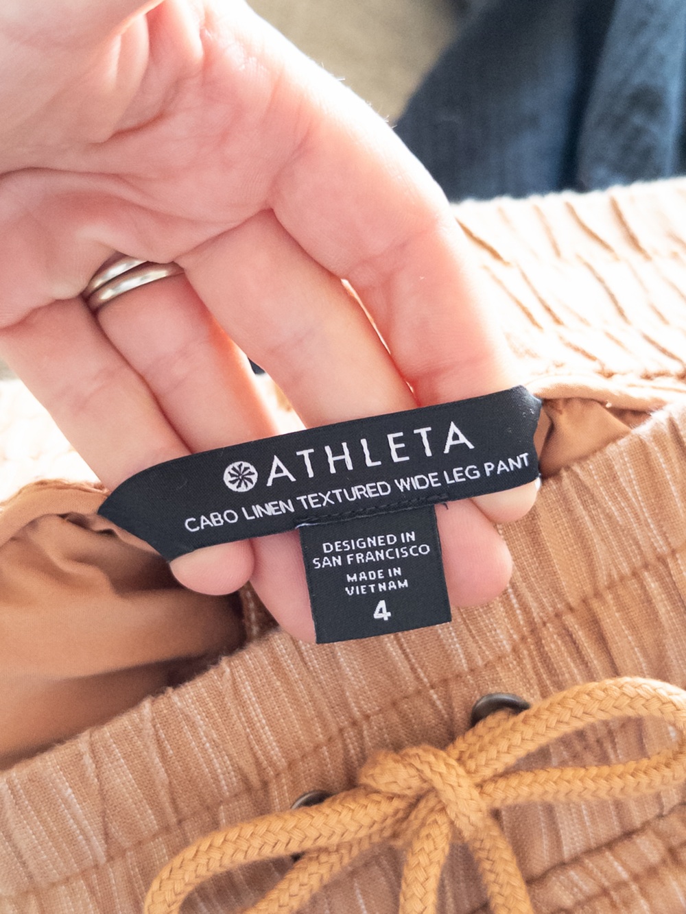Athleta Cabo Linen Textured Wide Leg Pants size 4 Tan Brown Pull On Beach Travel - Picture 11 of 12